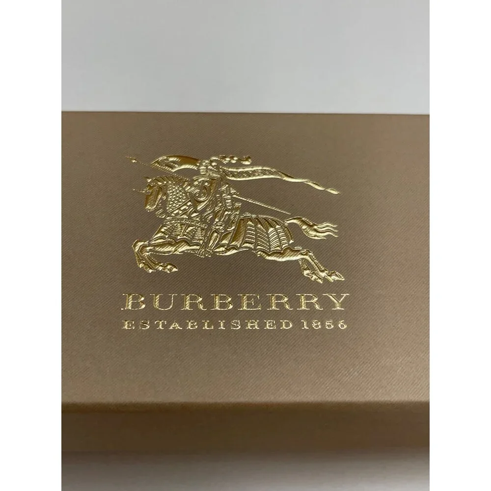 Burberry Logo Printed on The Box With Burberry Eyeglass Case